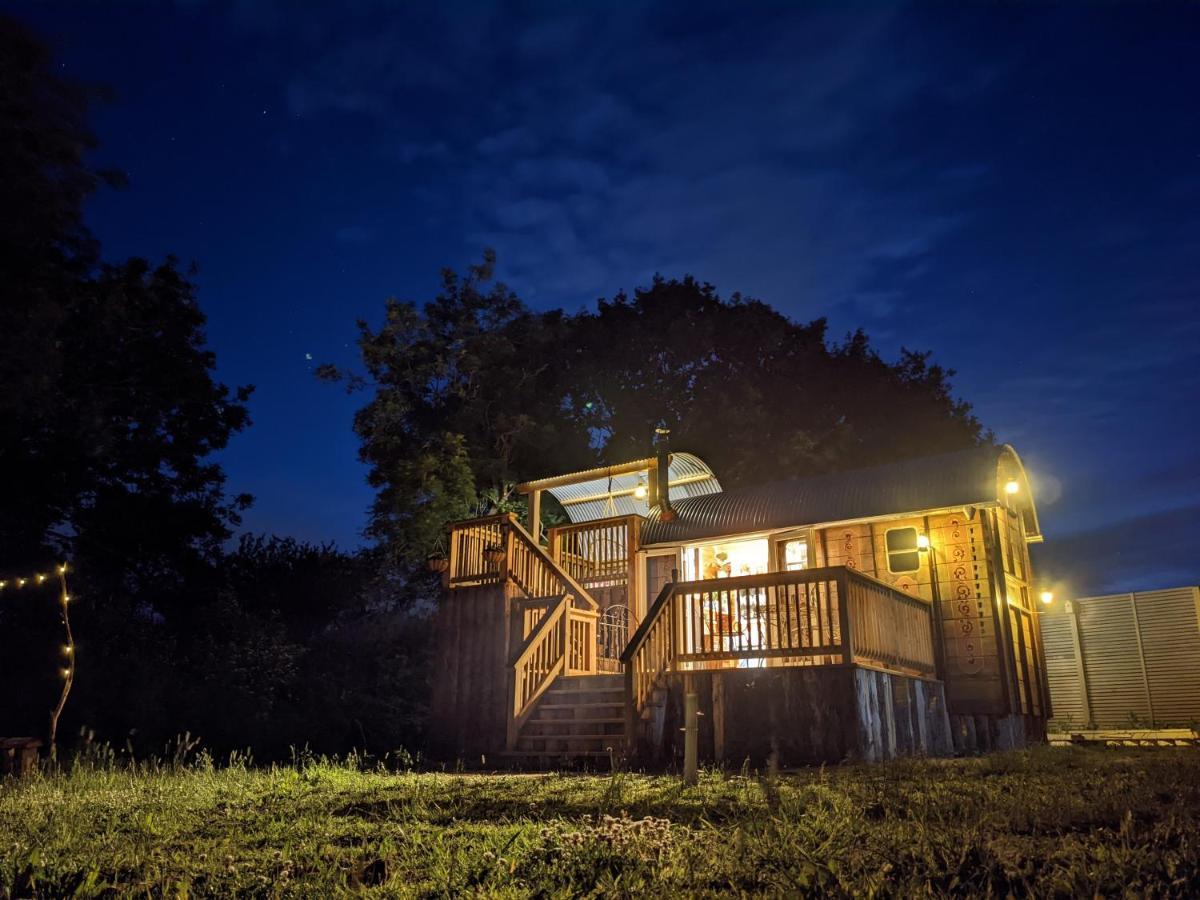 Get Away Hide Away Villa Dereham Exteriör bild