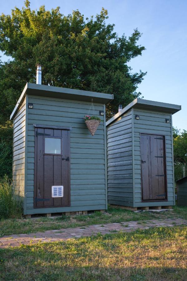 Get Away Hide Away Villa Dereham Exteriör bild