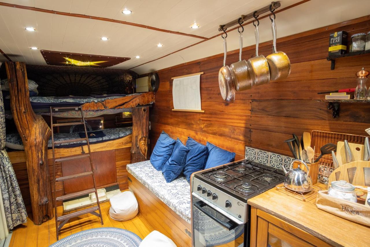 Get Away Hide Away Villa Dereham Exteriör bild